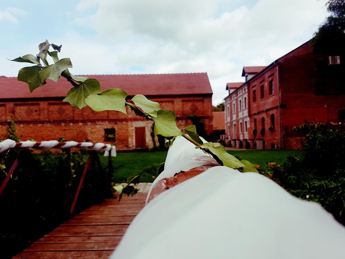 Leniwka Hotel Świebodzin Exterior foto